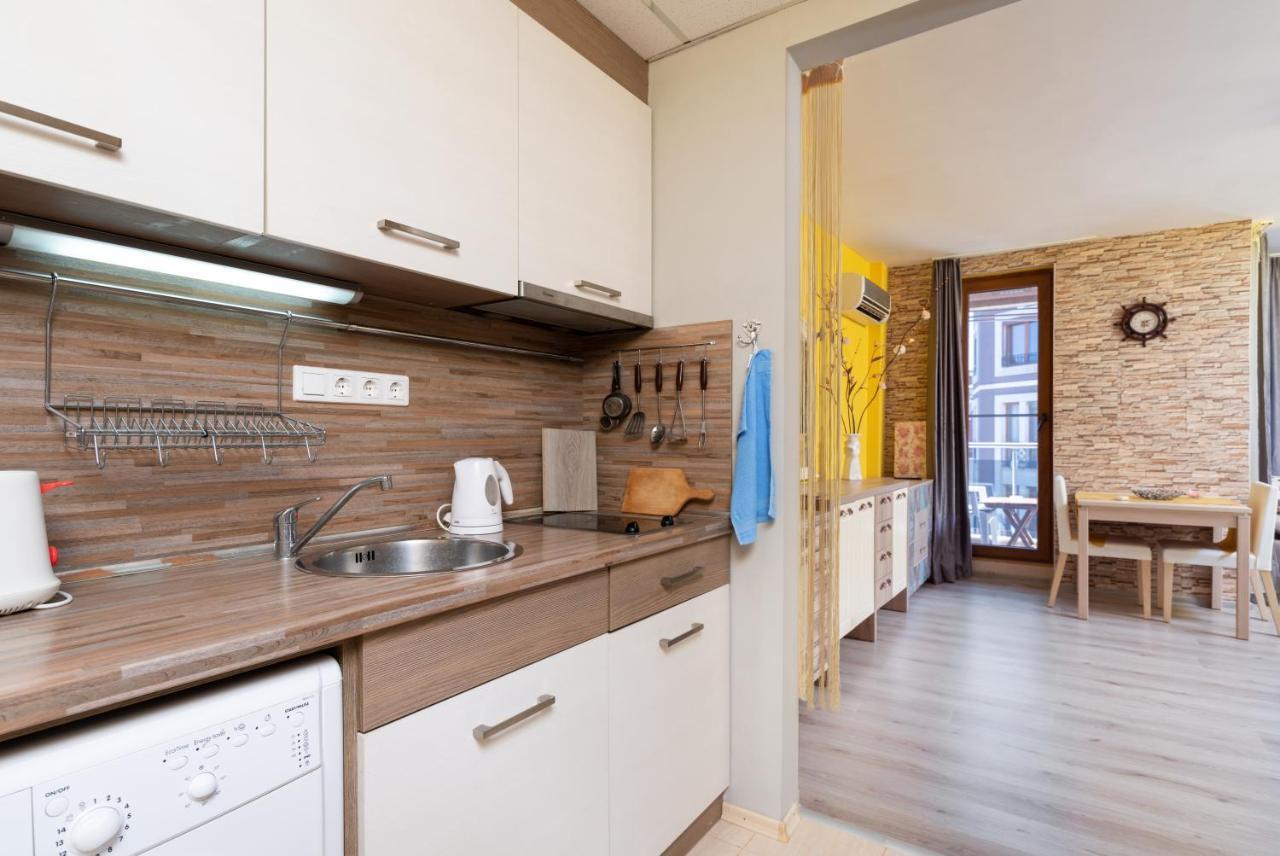 Modern Studios - Meters Away From The Beach Pomorie Buitenkant foto