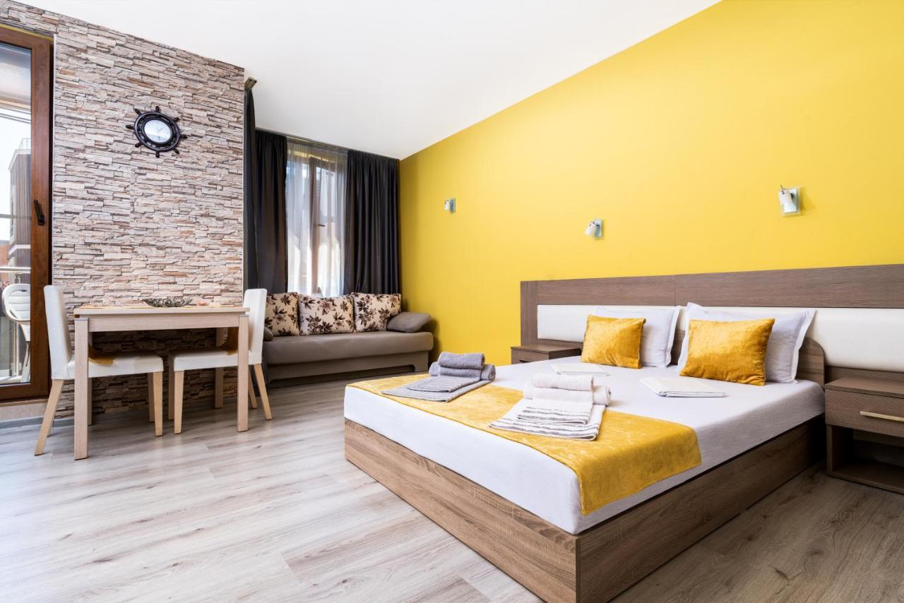 Modern Studios - Meters Away From The Beach Pomorie Buitenkant foto