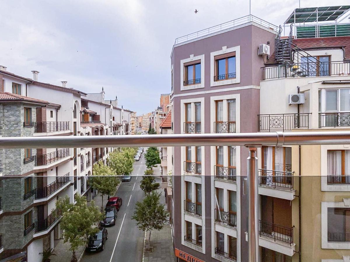 Modern Studios - Meters Away From The Beach Pomorie Buitenkant foto