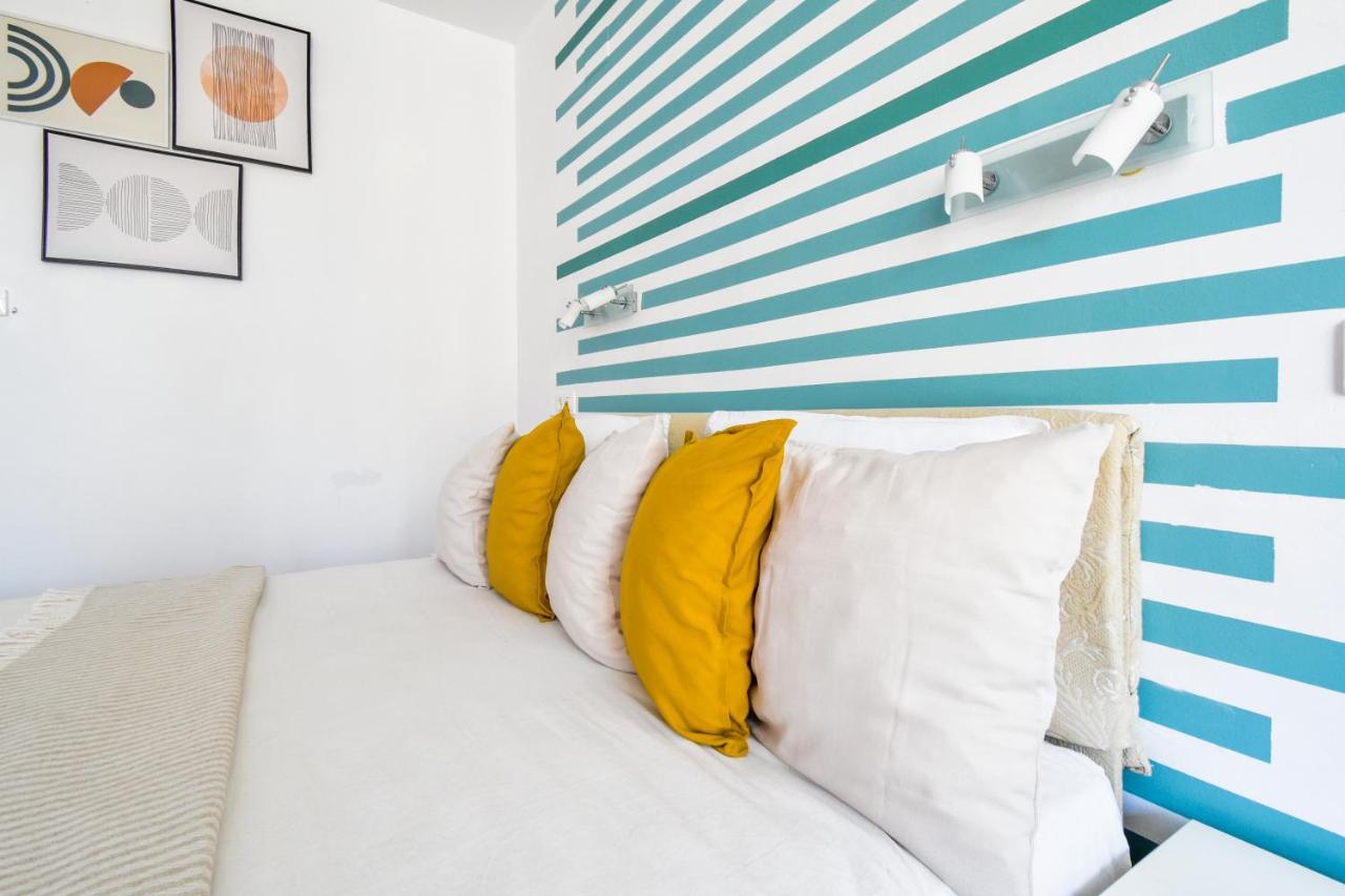 Modern Studios - Meters Away From The Beach Pomorie Buitenkant foto