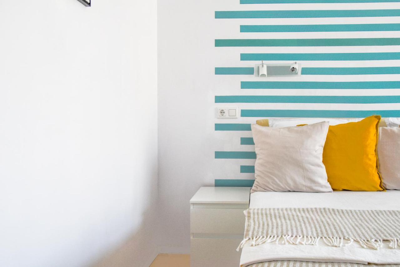 Modern Studios - Meters Away From The Beach Pomorie Buitenkant foto
