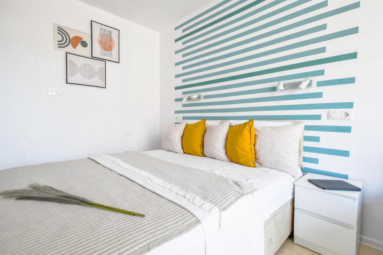 Modern Studios - Meters Away From The Beach Pomorie Buitenkant foto
